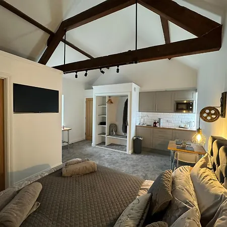 The Old Stables Apartment Northampton Exterior photo